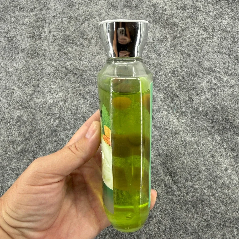 Bath & Body Works savor freshness